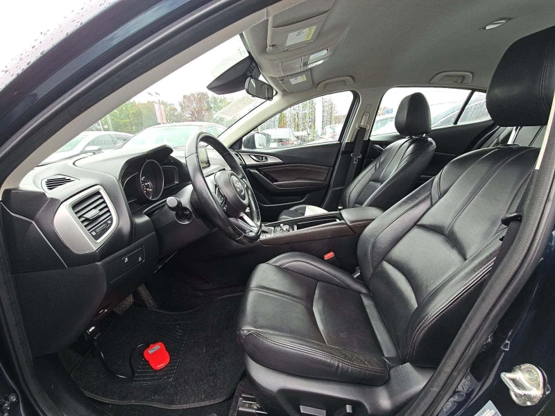 Mazda 3, снимка 5 - Автомобили и джипове - 53458501