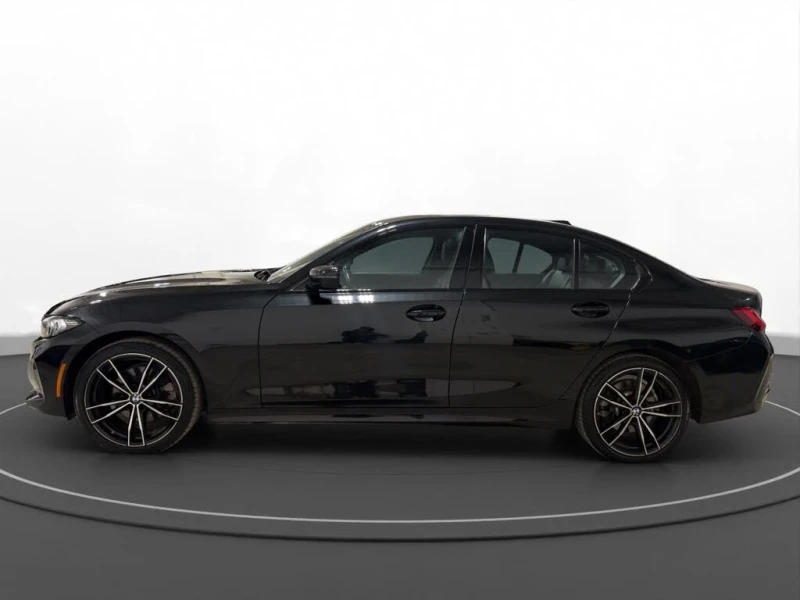 BMW i3 3 Series* xDrive AWD* АвтоКредит* (ЦЕНА ДО БГ), снимка 7 - Автомобили и джипове - 53514032