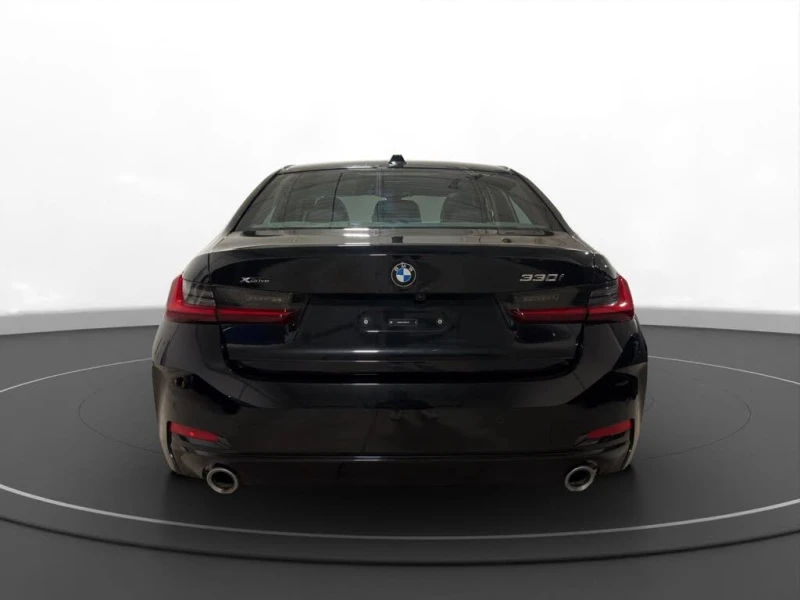 BMW i3 3 Series* xDrive AWD* АвтоКредит* (ЦЕНА ДО БГ), снимка 4 - Автомобили и джипове - 53514032