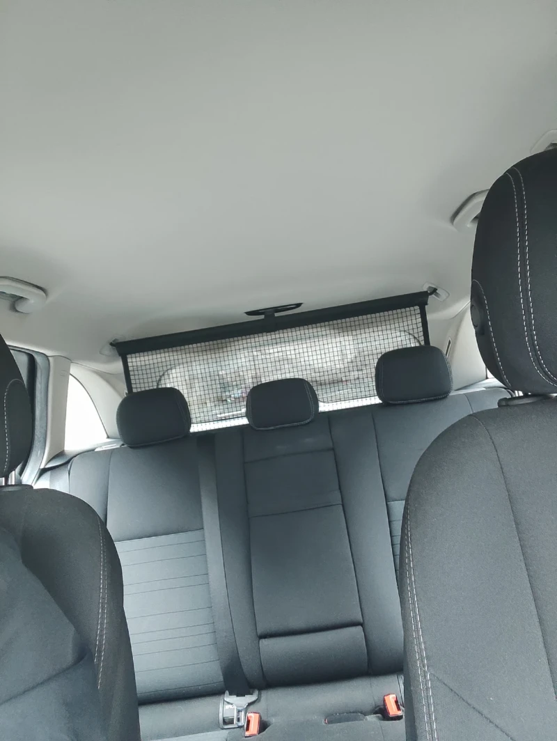 Mercedes-Benz C 180, снимка 6 - Автомобили и джипове - 53570837