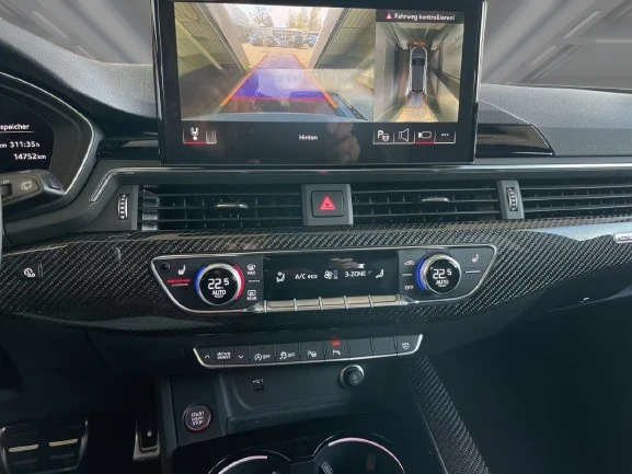 Audi Rs4 Avant Quattro = Black Optic Plus = Carbon Гаранция, снимка 8 - Автомобили и джипове - 54372345