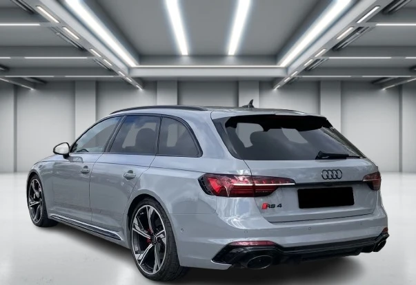 Audi Rs4 Avant Quattro = Black Optic Plus = Carbon Гаранция, снимка 2 - Автомобили и джипове - 54372345