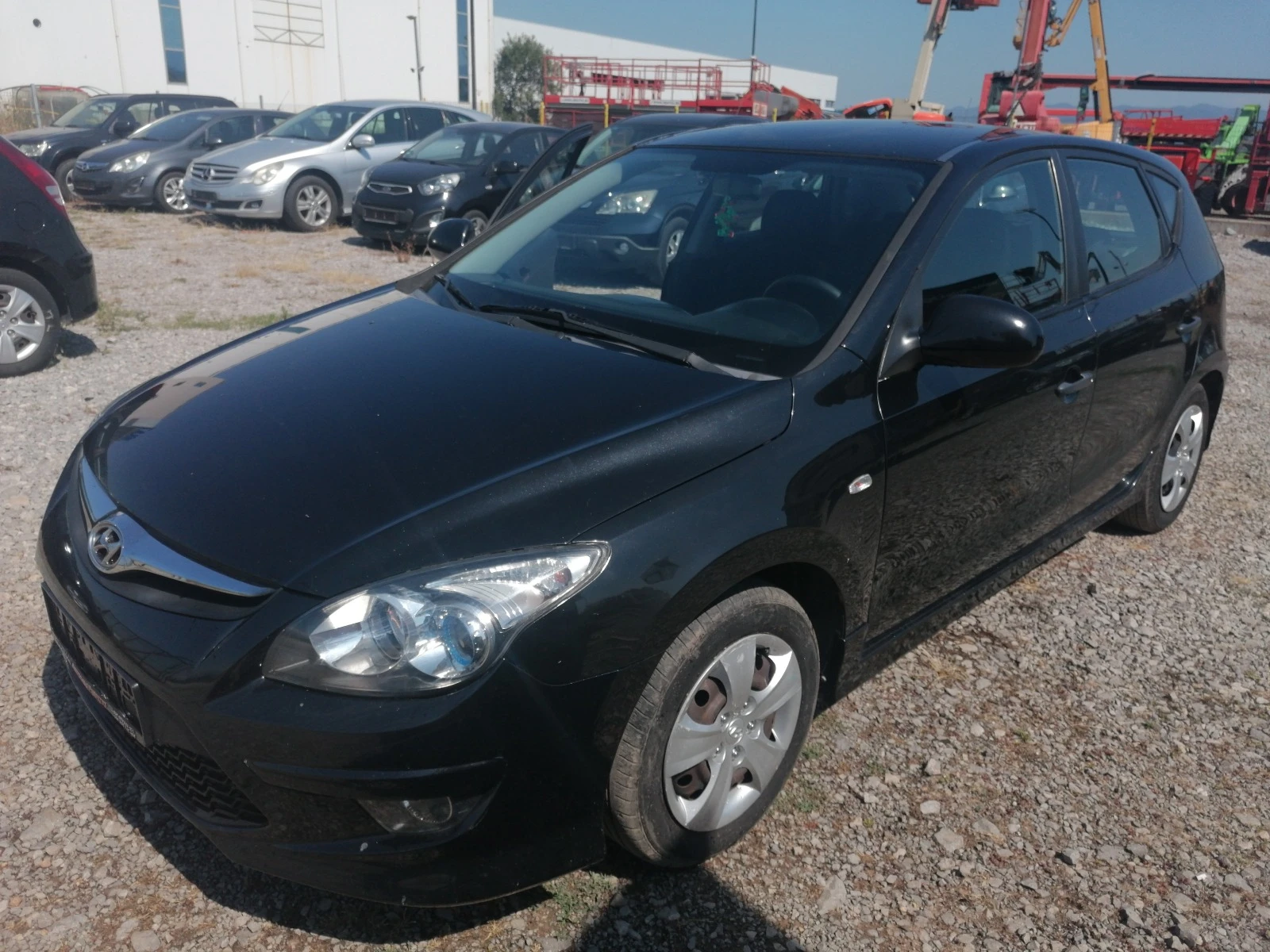 Hyundai I30 1.6CRDI - изображение 3