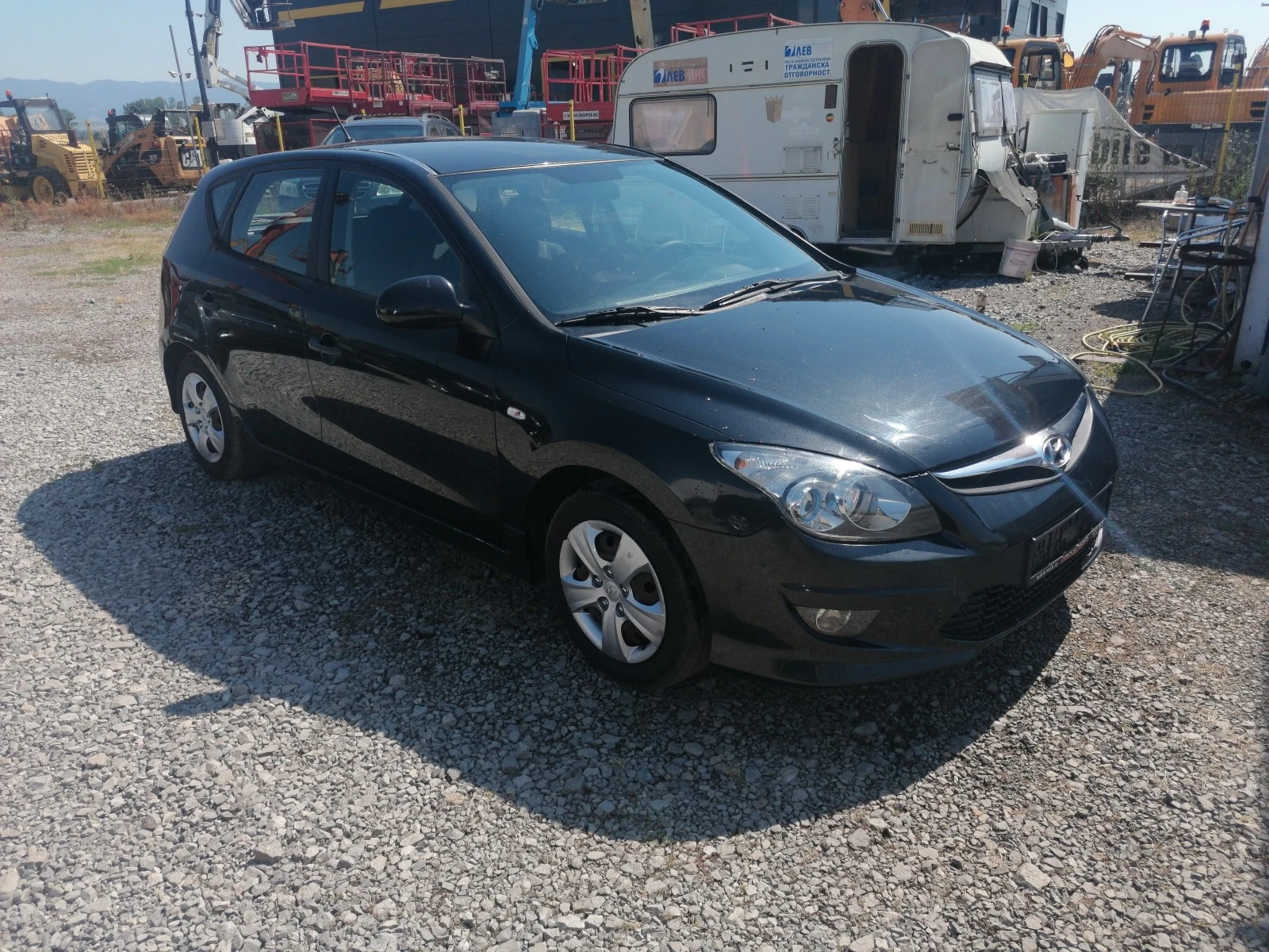 Hyundai I30 1.6CRDI - изображение 2