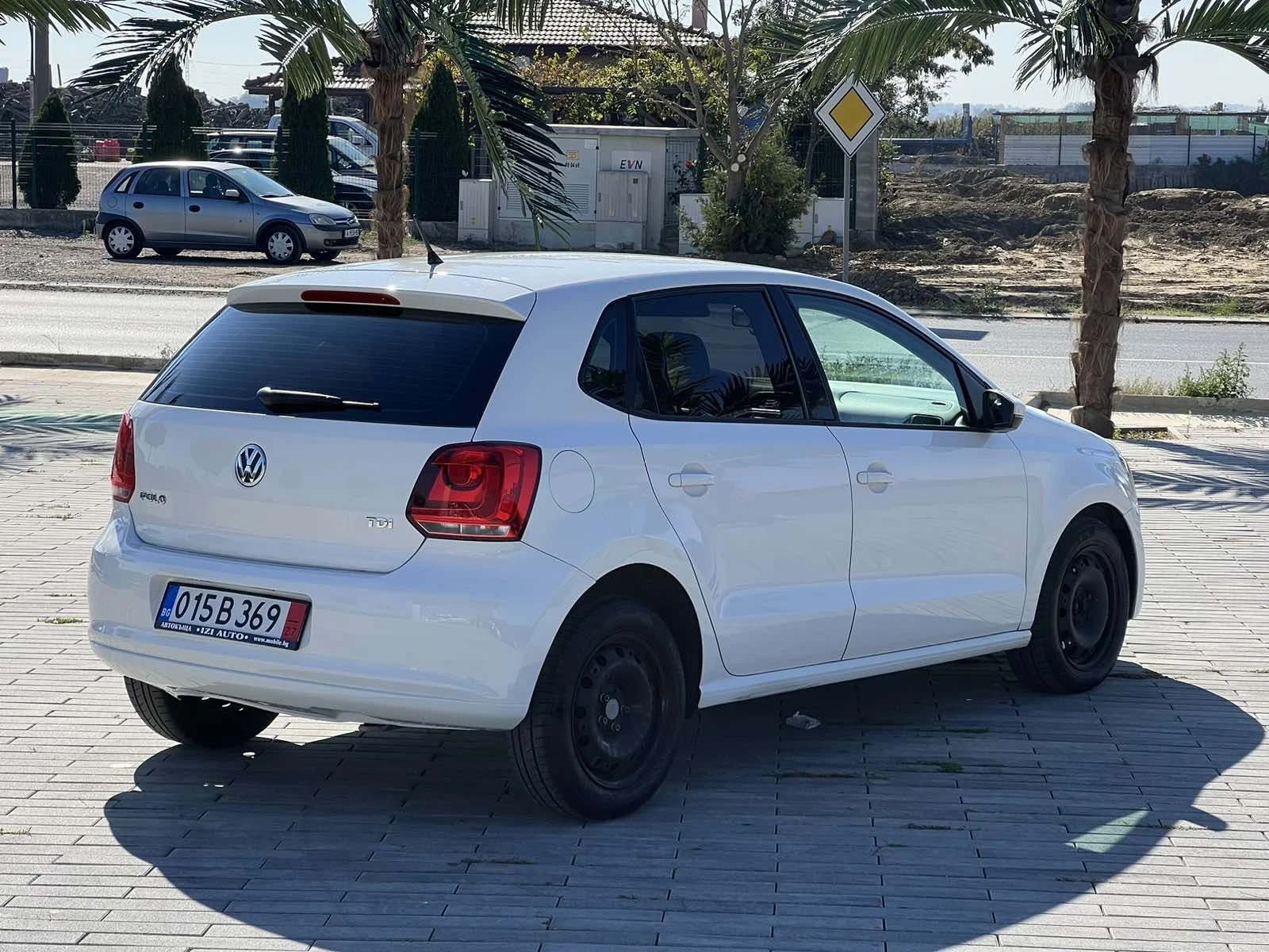 VW Polo 1.6TDI  - изображение 6