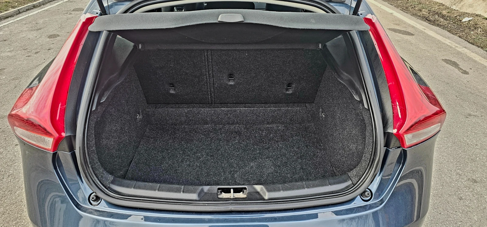 Volvo V40 | Mobile.bg   12