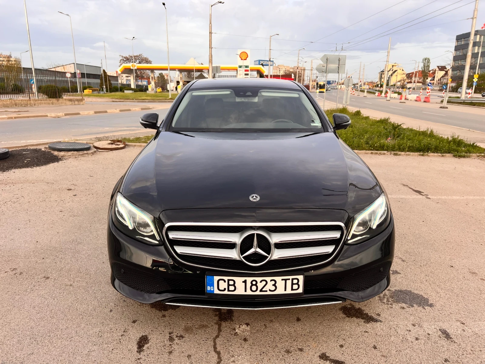 Mercedes-Benz E 220 9Gtroni/4Matic/Ambient/360Камeра/Multibeam/Подgрев - изображение 2