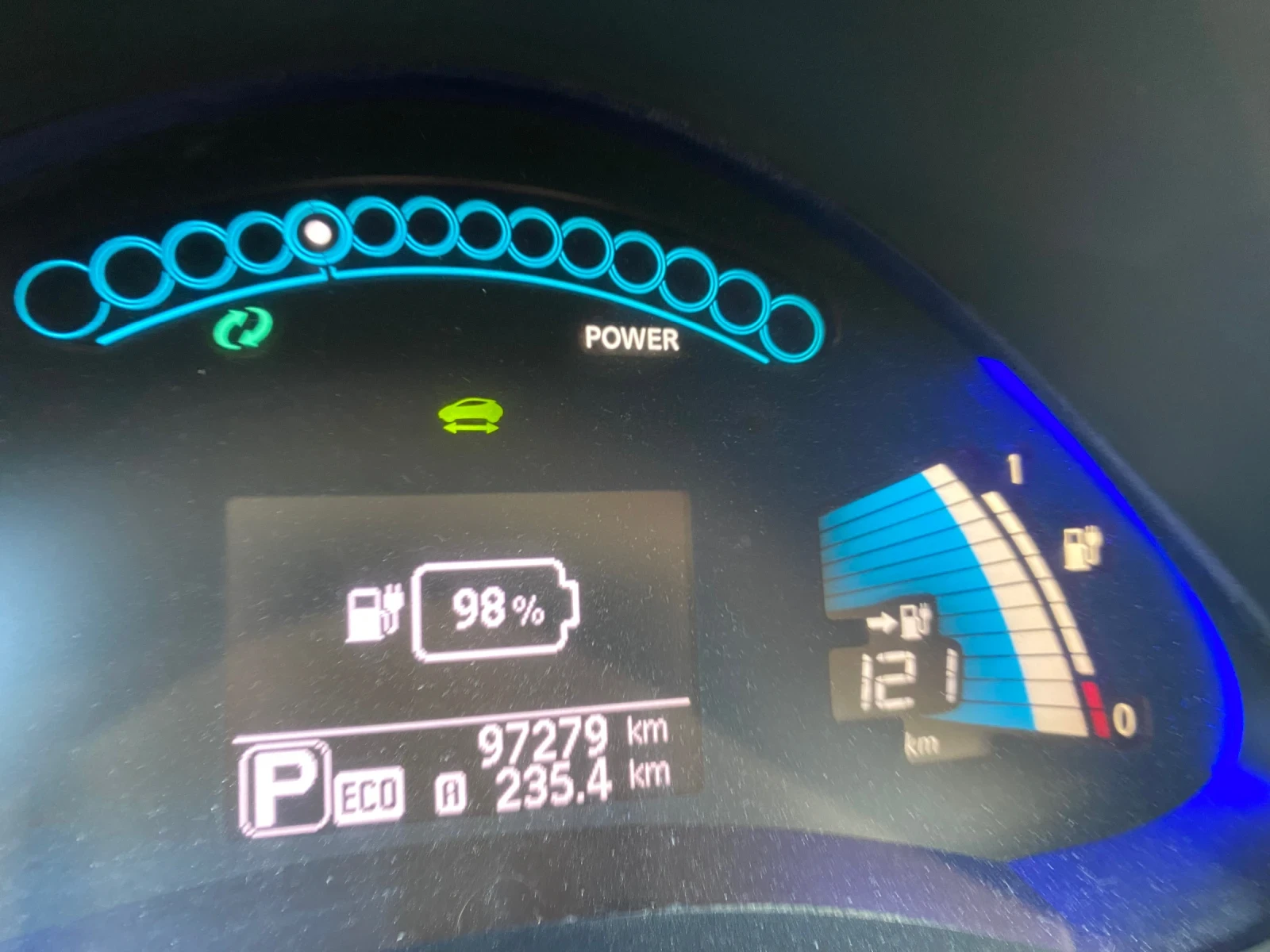 Nissan Leaf   - изображение 10