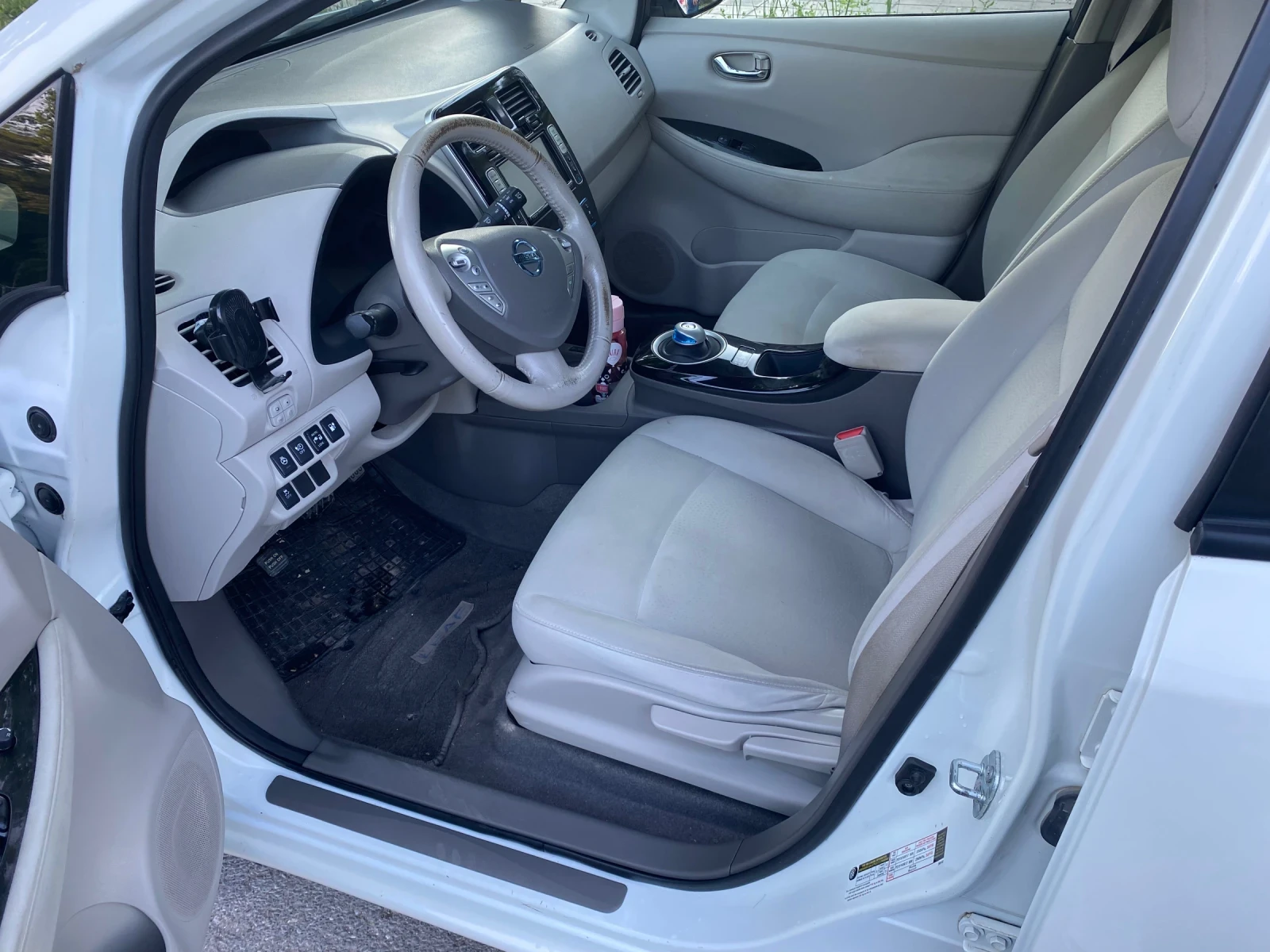 Nissan Leaf   - изображение 7