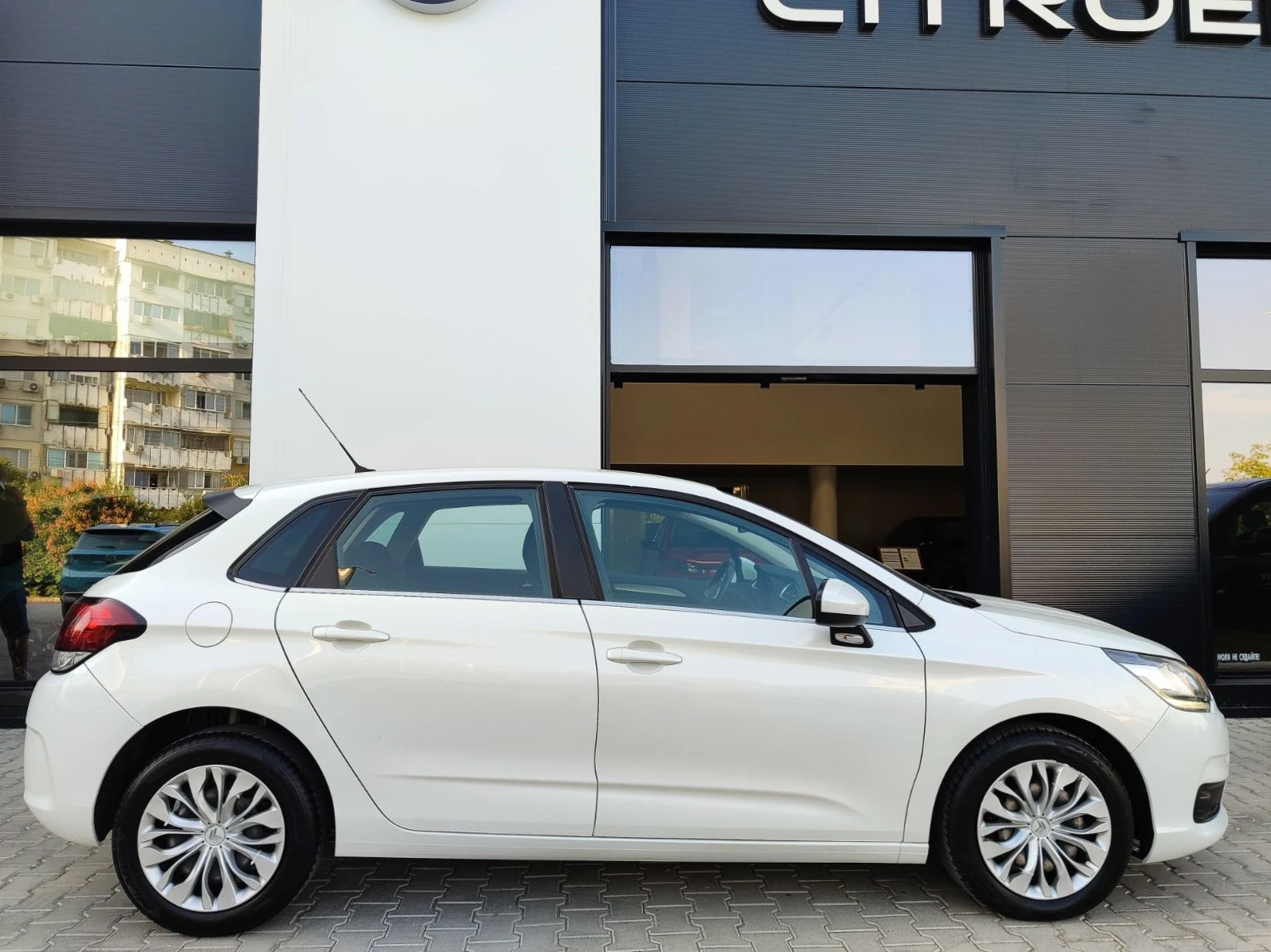 Citroen C4 1.2 THP 110hp (EB2D Euro 6) - изображение 4