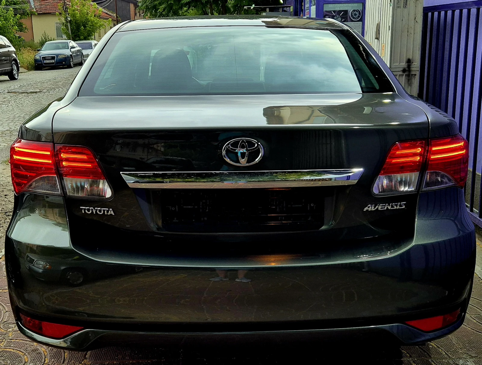Toyota Avensis 2.0d4d-EXCLUSIVE-верига-нави-6скорости-japan - изображение 7