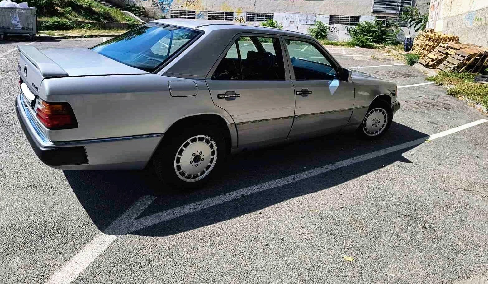 Mercedes-Benz 300  - изображение 3