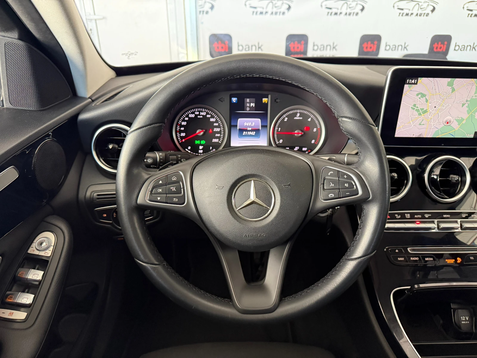 Mercedes-Benz C 220 4Matic* СЕРВИЗНА КНИЖКА С ПЪЛНА ИСТОРИЯ В МЕРЦЕДЕС - изображение 10