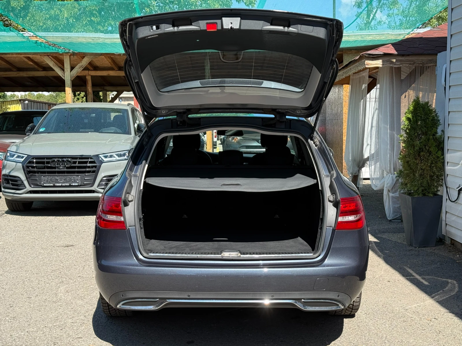 Mercedes-Benz C 220 4Matic* СЕРВИЗНА КНИЖКА С ПЪЛНА ИСТОРИЯ В МЕРЦЕДЕС - изображение 6
