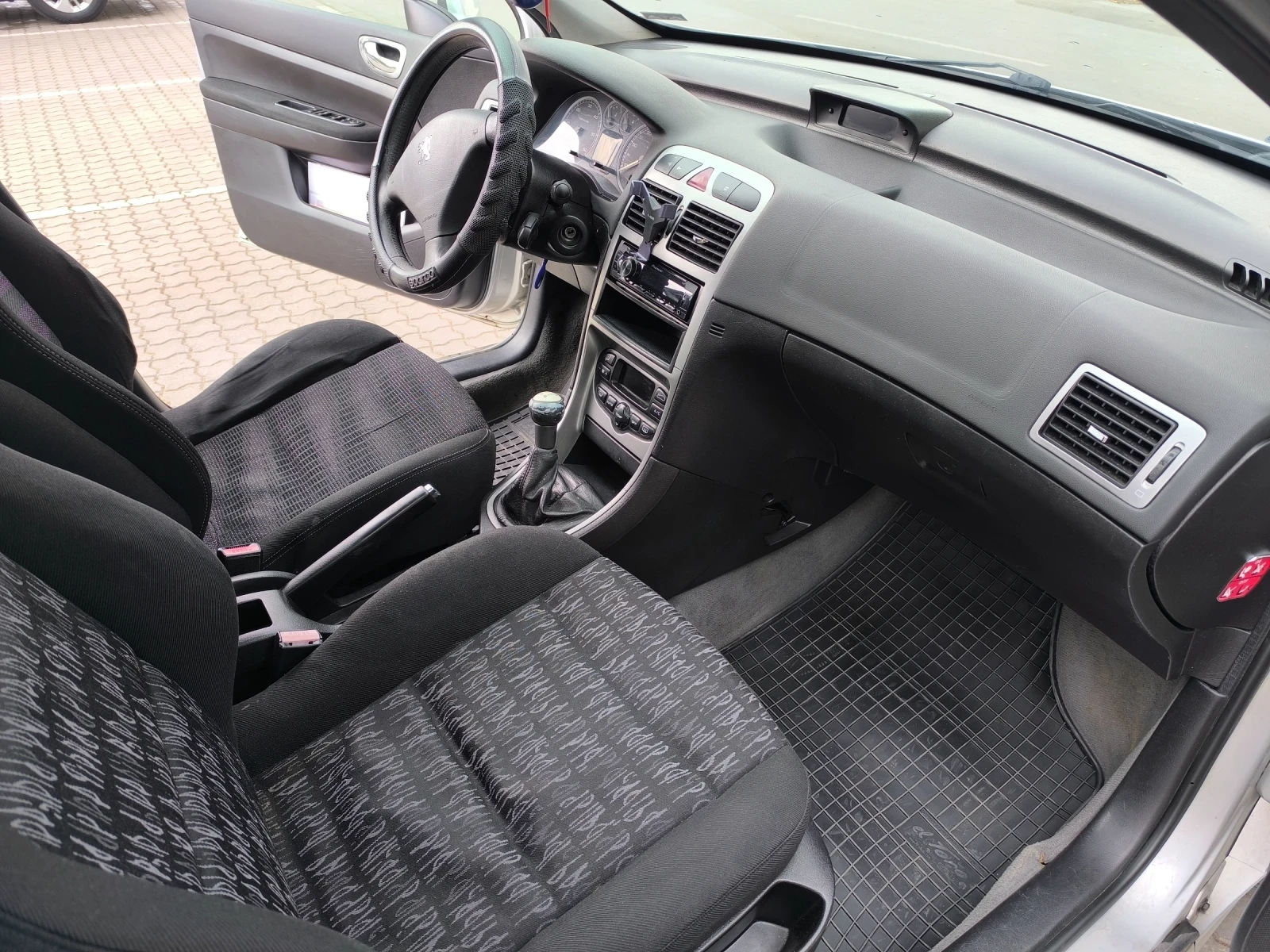 Peugeot 307 SW 2.0 HDI 110к.с. - изображение 6