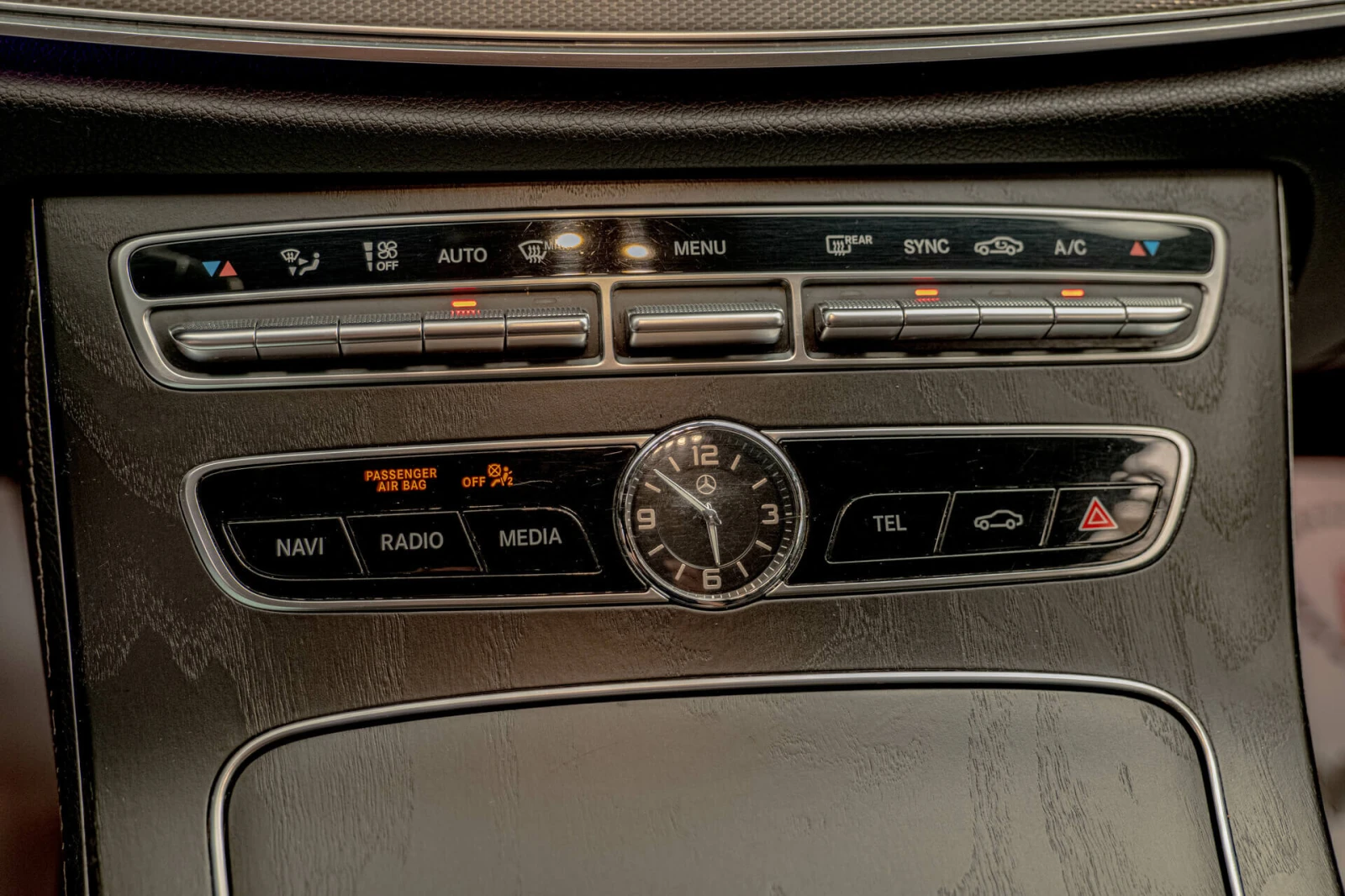 Mercedes-Benz E 220 d/AMG/Virtual//Ambient/ 360 | Mobile.bg   13