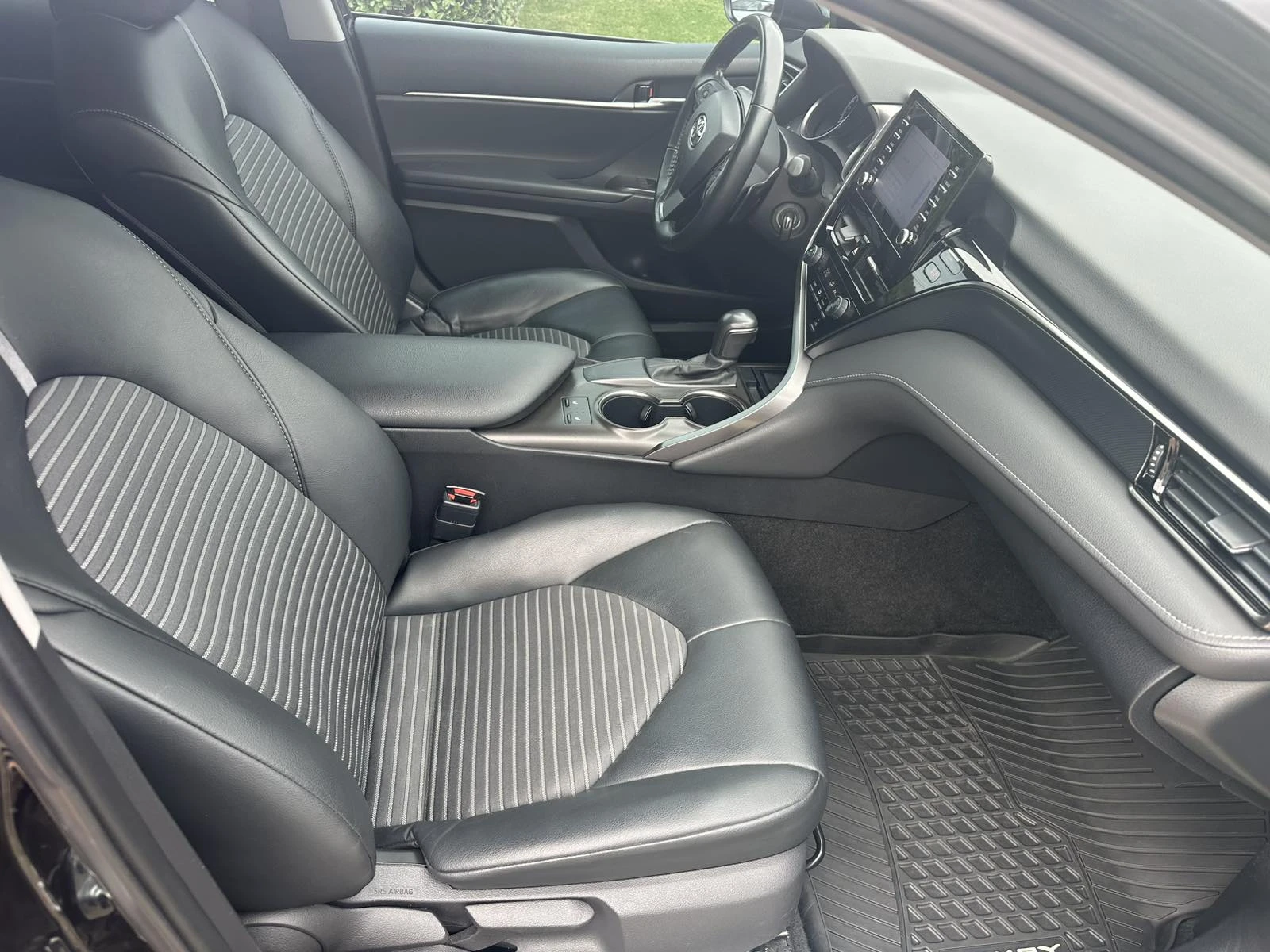 Toyota Camry SE | Mobile.bg   12