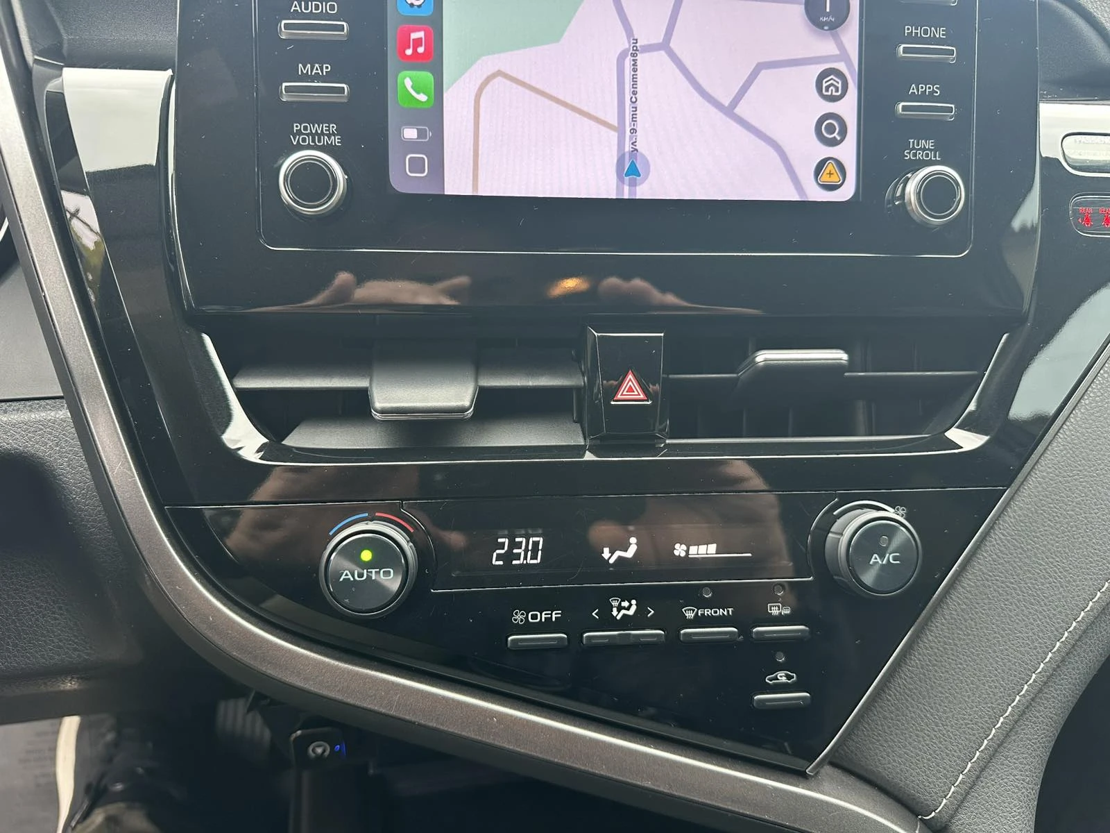 Toyota Camry SE - изображение 8