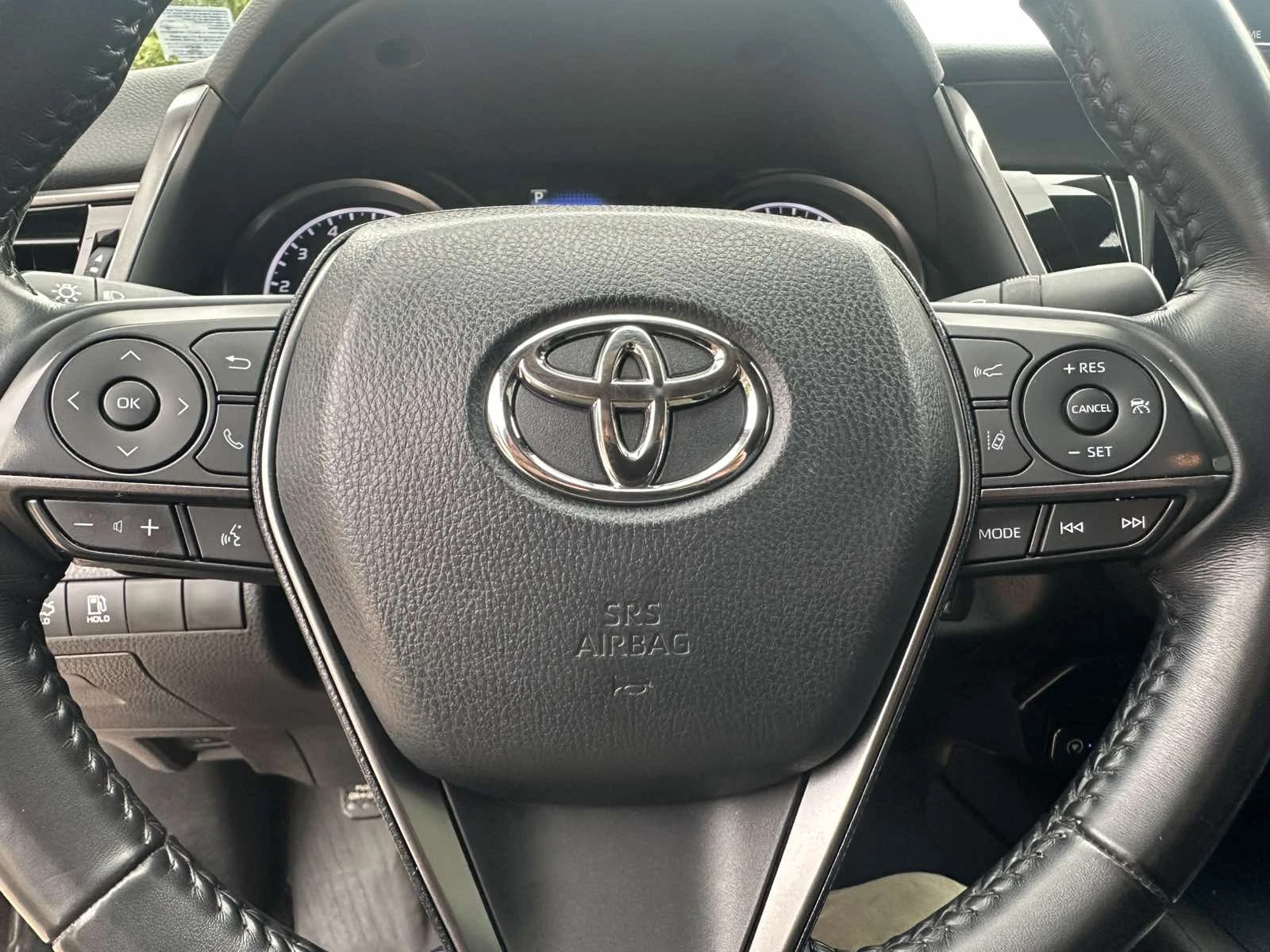 Toyota Camry SE - изображение 9