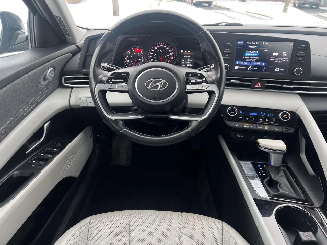 Hyundai Elantra Ultimate - изображение 8
