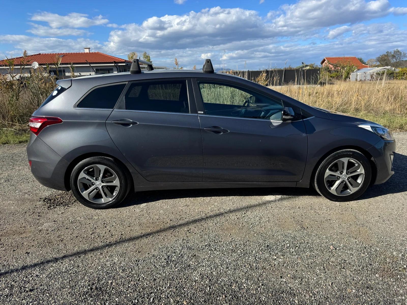 Hyundai I30 1.6 CRDI * BLACK LINE* NAVI* CAMERA* E6B*  | Mobile.bg — изображение 4