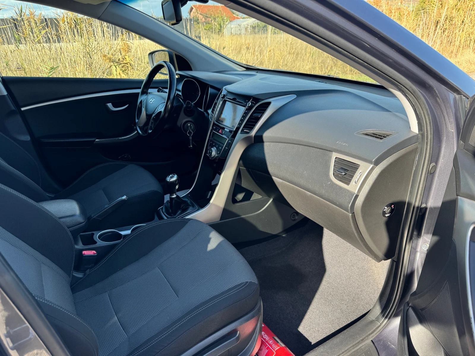 Hyundai I30 1.6 CRDI * BLACK LINE* NAVI* CAMERA* E6B*  | Mobile.bg — изображение 12