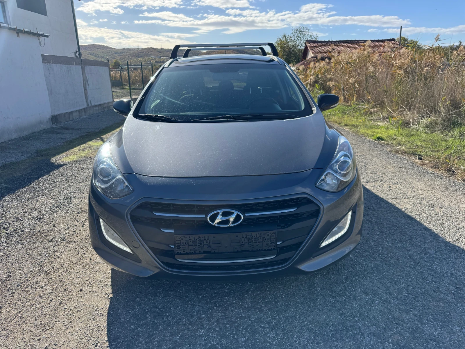 Hyundai I30 1.6 CRDI * BLACK LINE* NAVI* CAMERA* E6B*  | Mobile.bg — изображение 2
