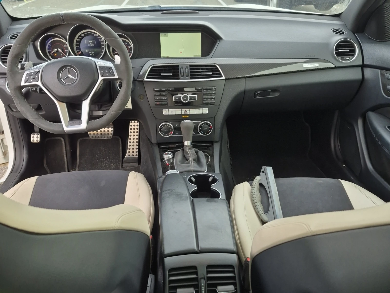 Mercedes-Benz C 63 AMG * * CARFAX * * АВТО КРЕДИТ * *  - изображение 6