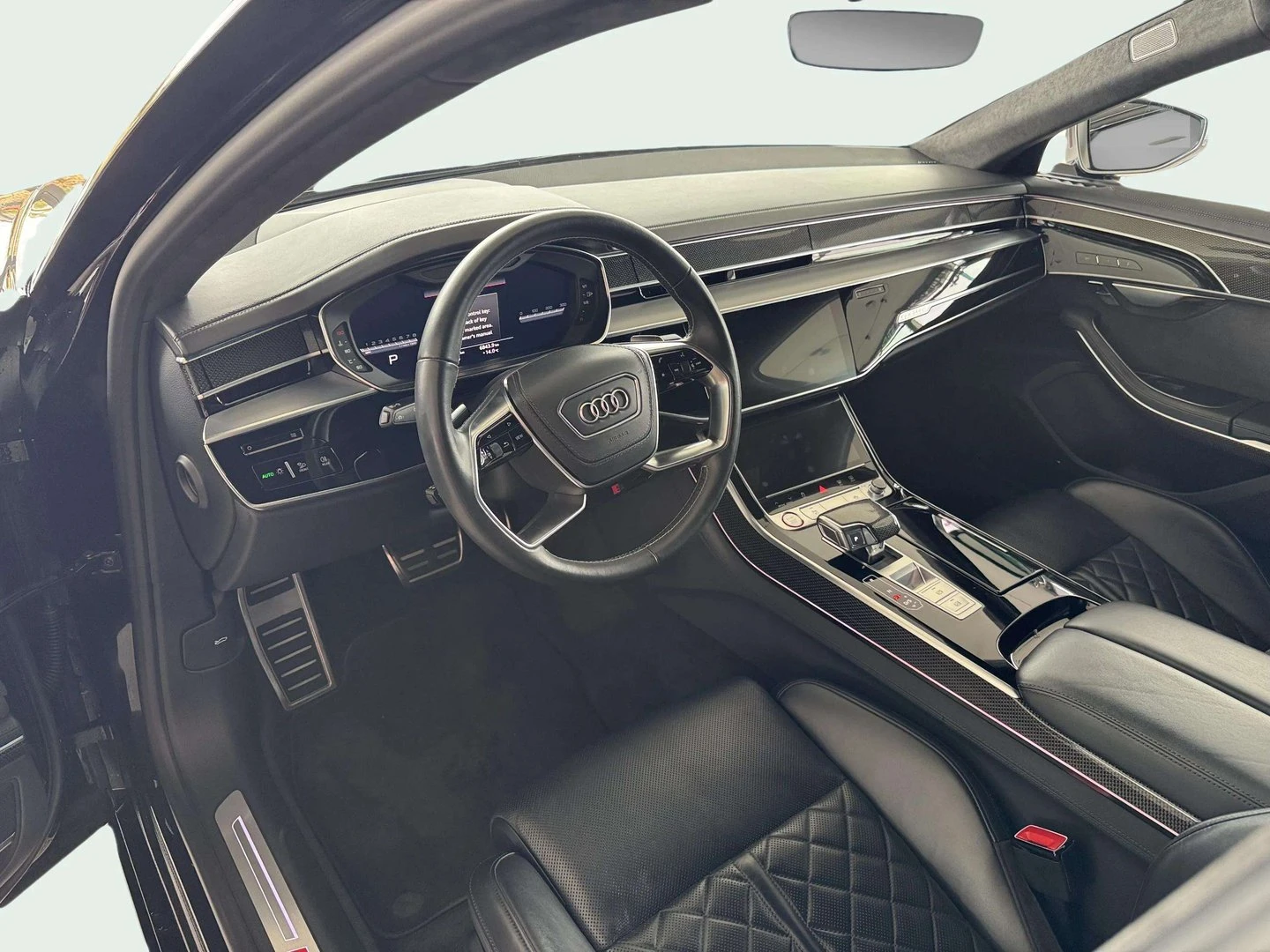 Audi S8 TFSI quattro - изображение 7