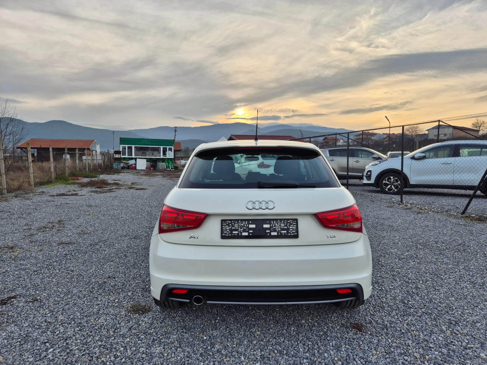 Audi A1 1.6TDI* S-Line* AUTOMAT* NAVI*  | Mobile.bg   5