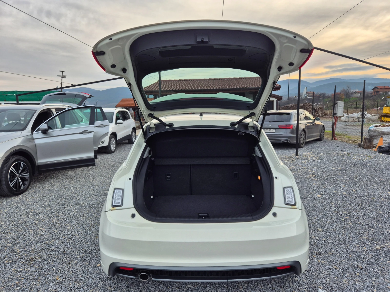 Audi A1 1.6TDI* S-Line* AUTOMAT* NAVI*  | Mobile.bg   15