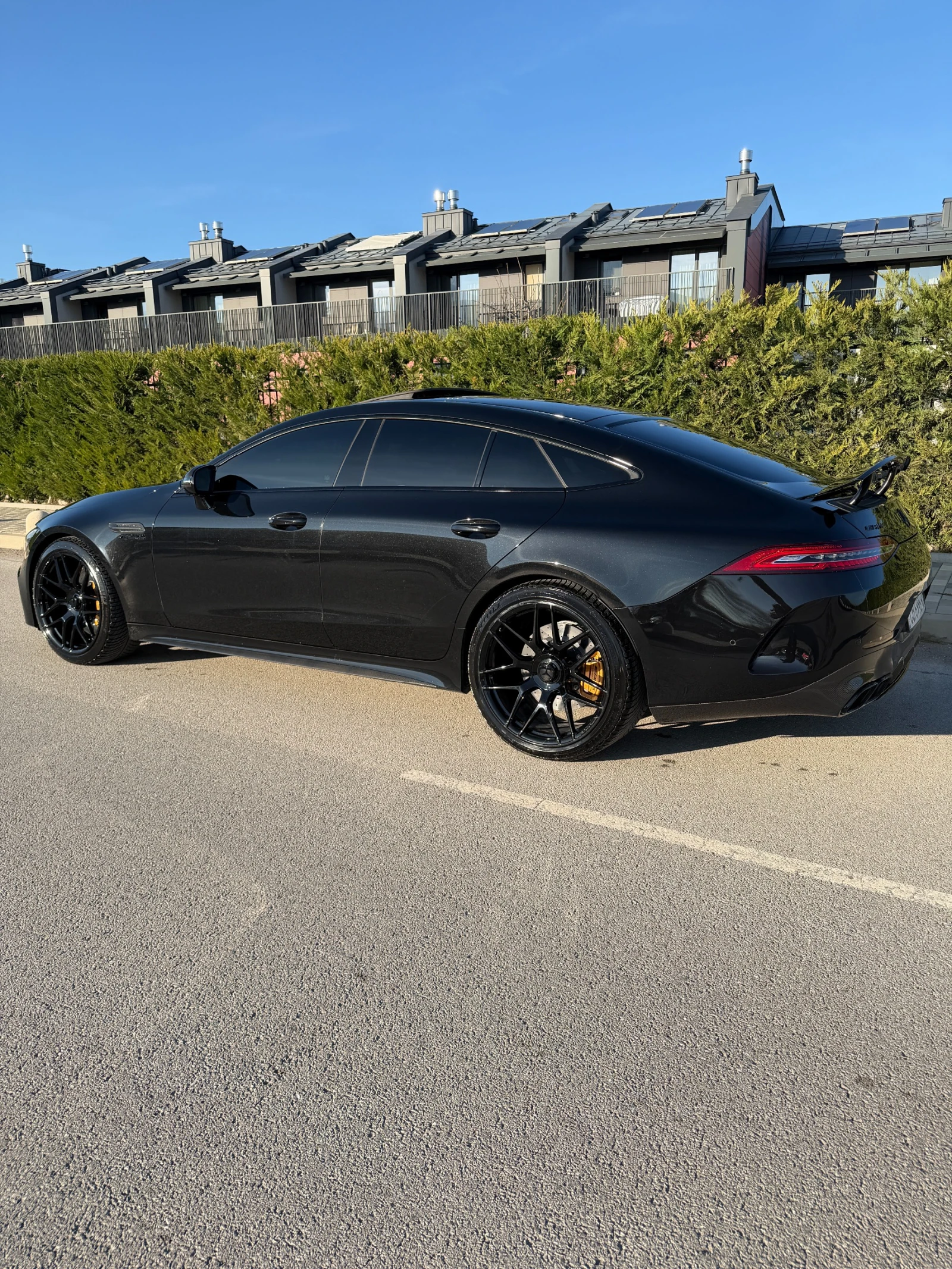 Mercedes-Benz GT AMG 63 S * 4MATIC + * 4 DOOR * CARBON * CERAMIC - изображение 5