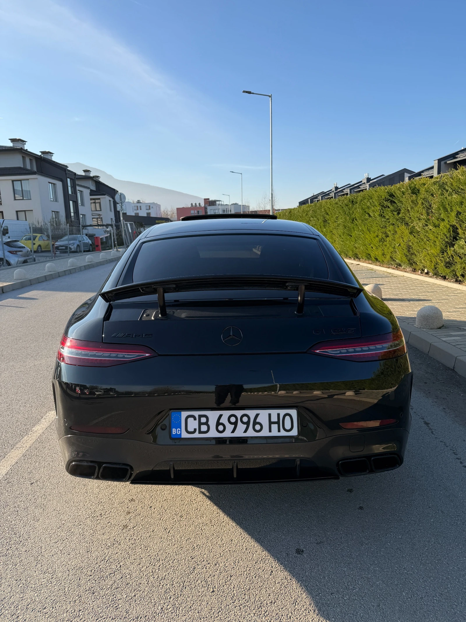 Mercedes-Benz GT AMG 63 S * 4MATIC + * 4 DOOR * CARBON * CERAMIC - изображение 6