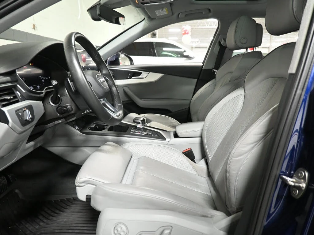 Audi A4 * S-Line* * HeadUp* AвтоКредит* (ЦЕНА ДО БГ), снимка 10 - Автомобили и джипове - 54040878