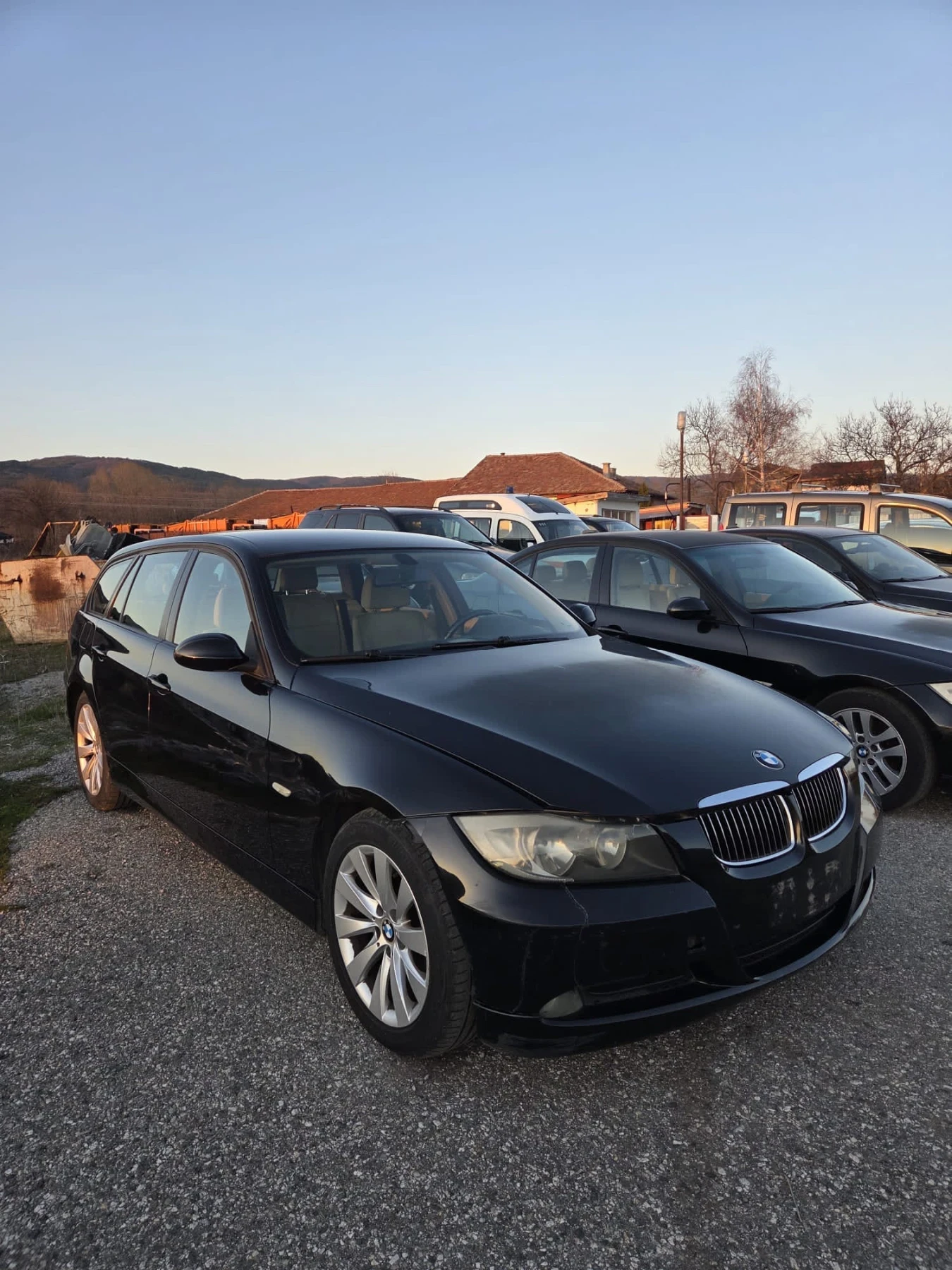BMW 320, снимка 2 - Автомобили и джипове - 54045827