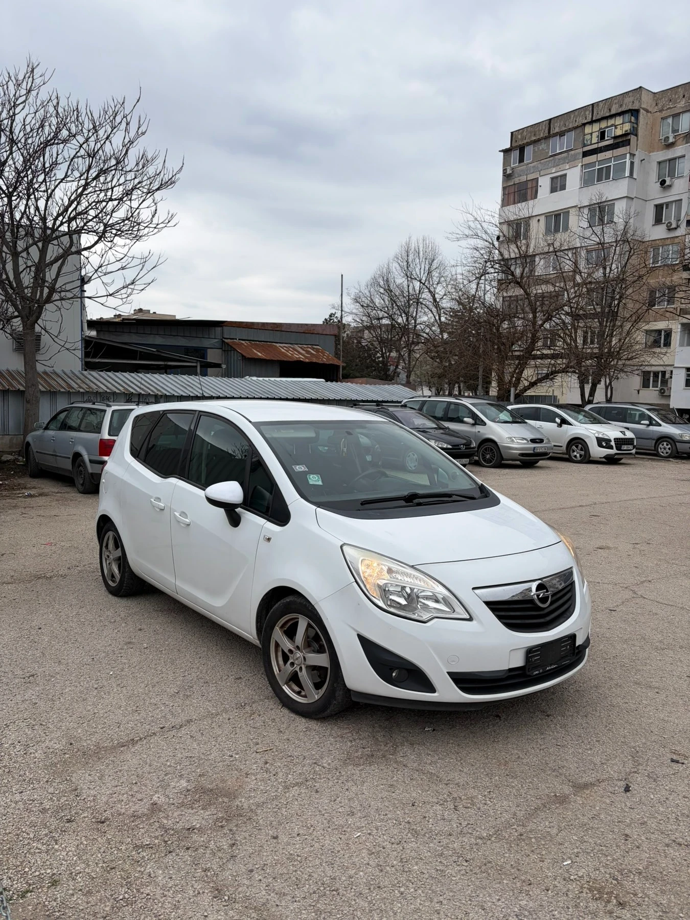 Opel Meriva 1.3 , снимка 3 - Автомобили и джипове - 54061035