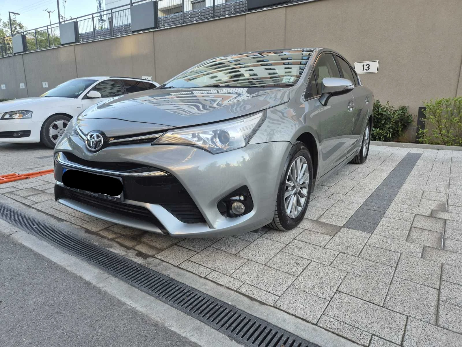 Toyota Avensis, снимка 2 - Автомобили и джипове - 54659900