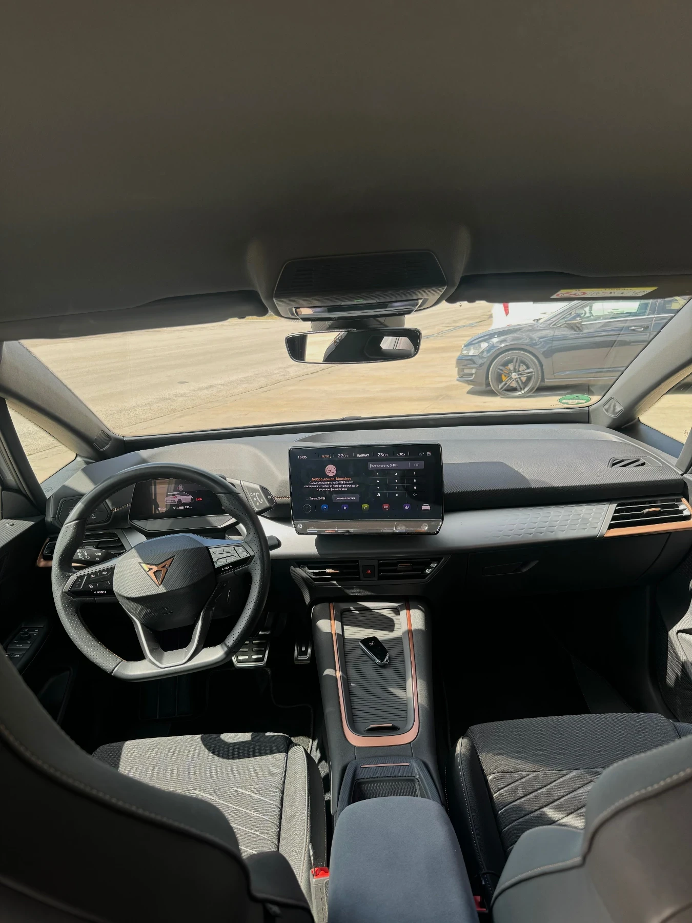 Cupra Born 62kWh / 9999KM , снимка 15 - Автомобили и джипове - 55290022