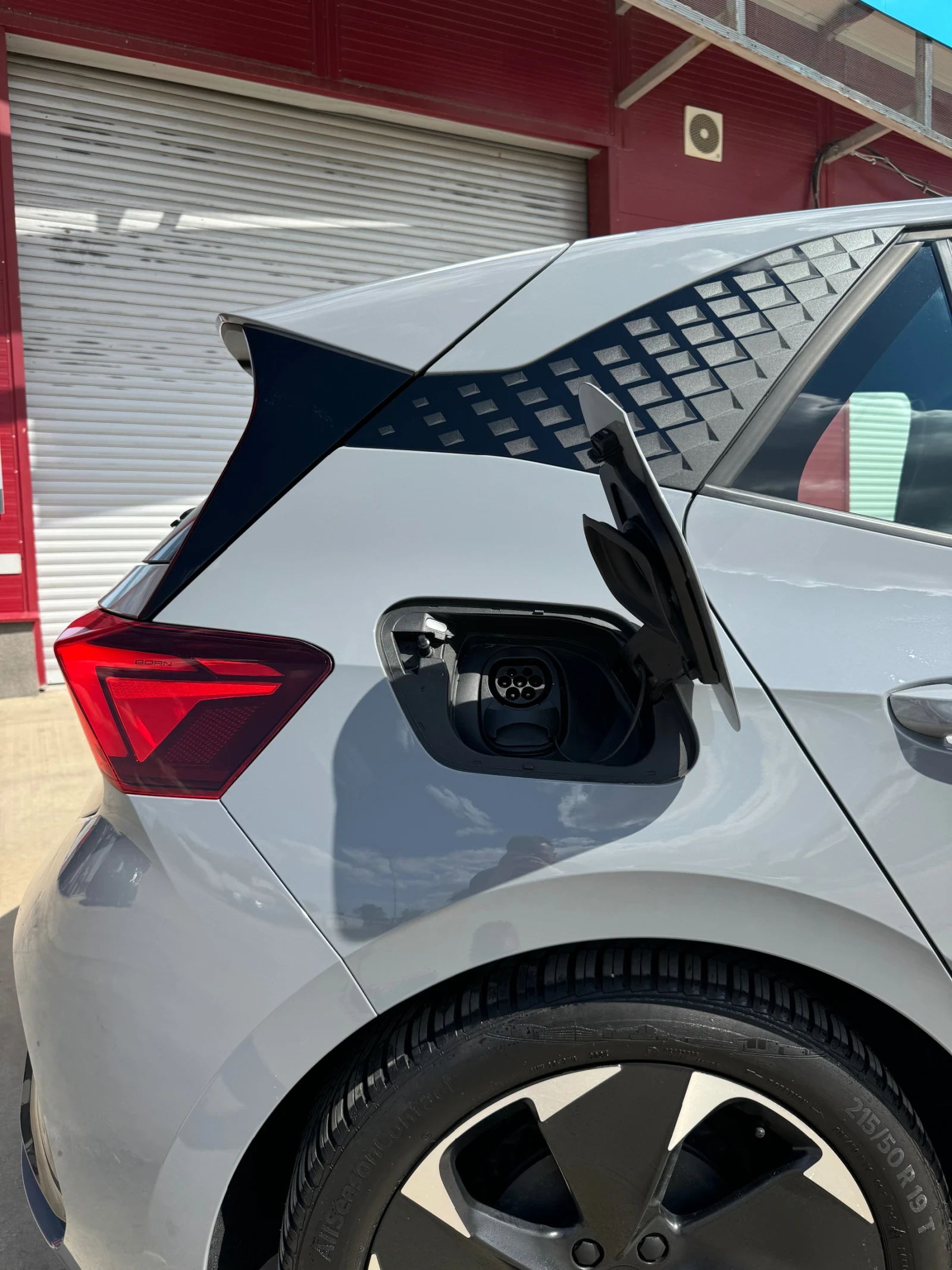 Cupra Born 62kWh / 9999KM , снимка 9 - Автомобили и джипове - 55290022
