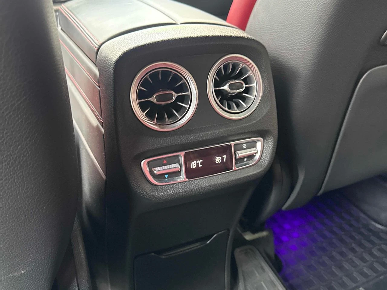 Mercedes-Benz CL AMG G 63 4MATIC SUV, снимка 12 - Автомобили и джипове - 55801244