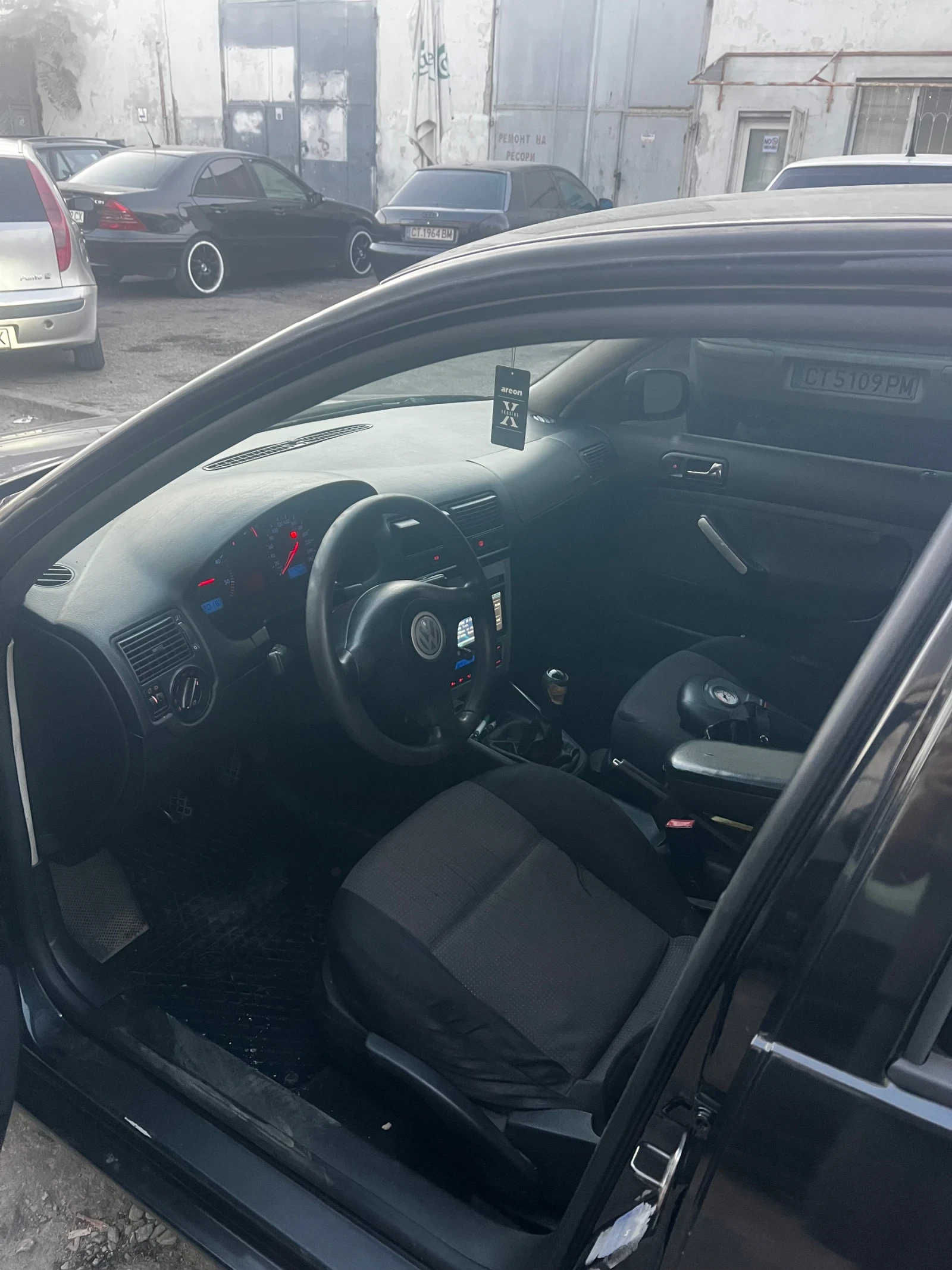 VW Golf 1.9* TDI* ASZ* , снимка 6 - Автомобили и джипове - 55931404