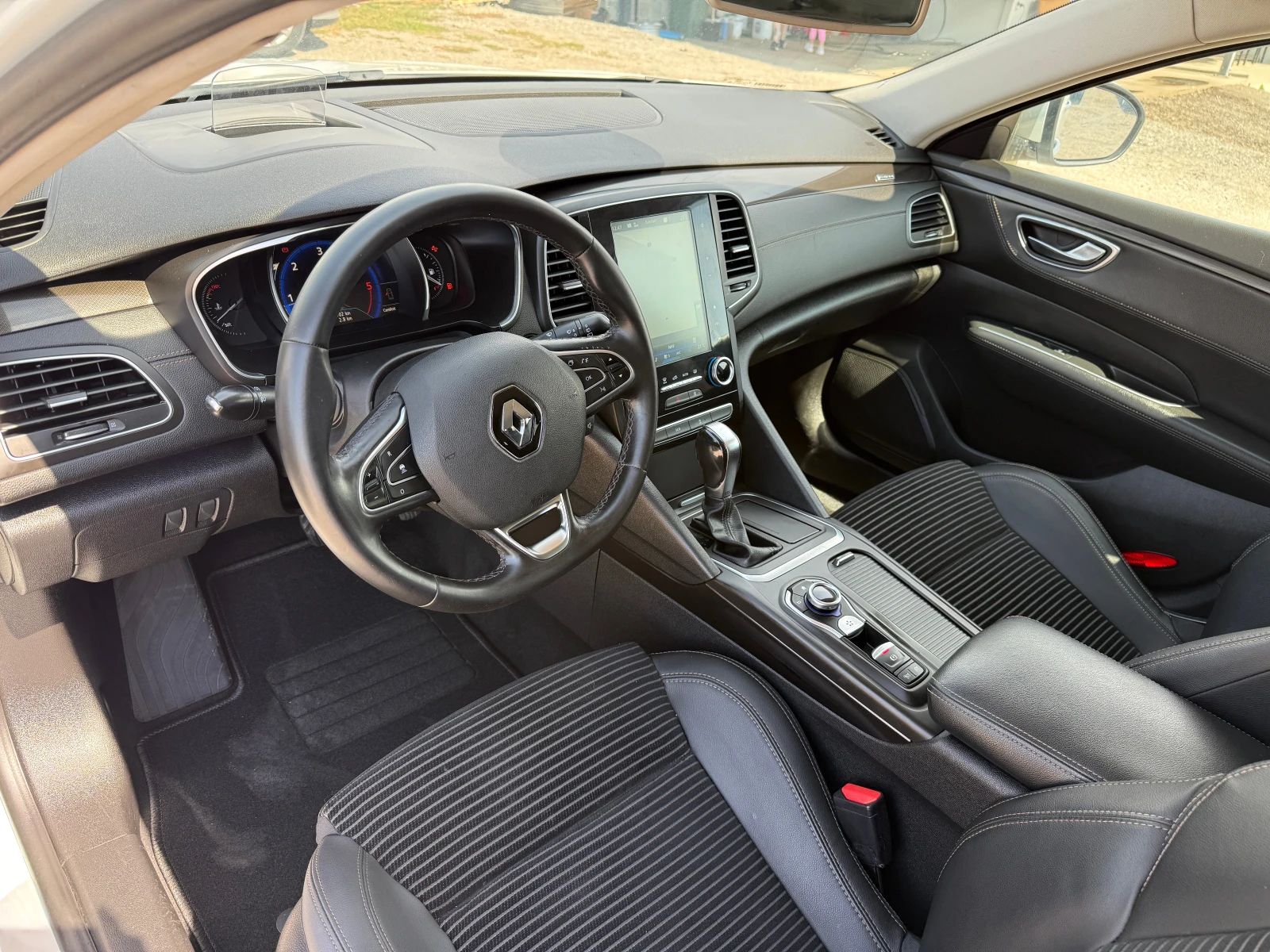Renault Talisman 1.6DCI-4control-навигация-камера-климатроник-full, снимка 9 - Автомобили и джипове - 56138966