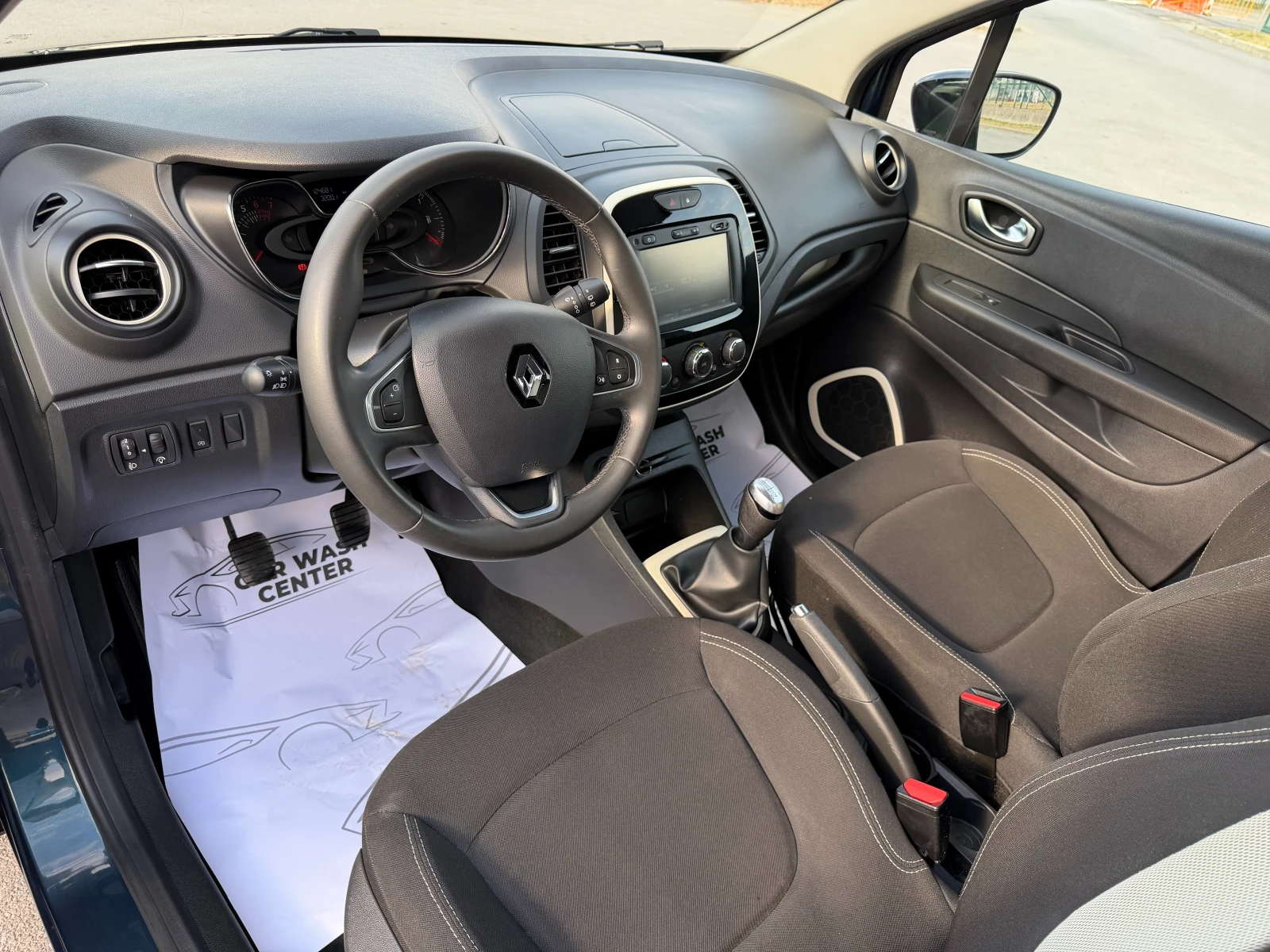 Renault Captur 0.9 TCE FACELIFT НАВИГАЦИЯ ПАРКТРОНИК ТОП , снимка 8 - Автомобили и джипове - 56159548