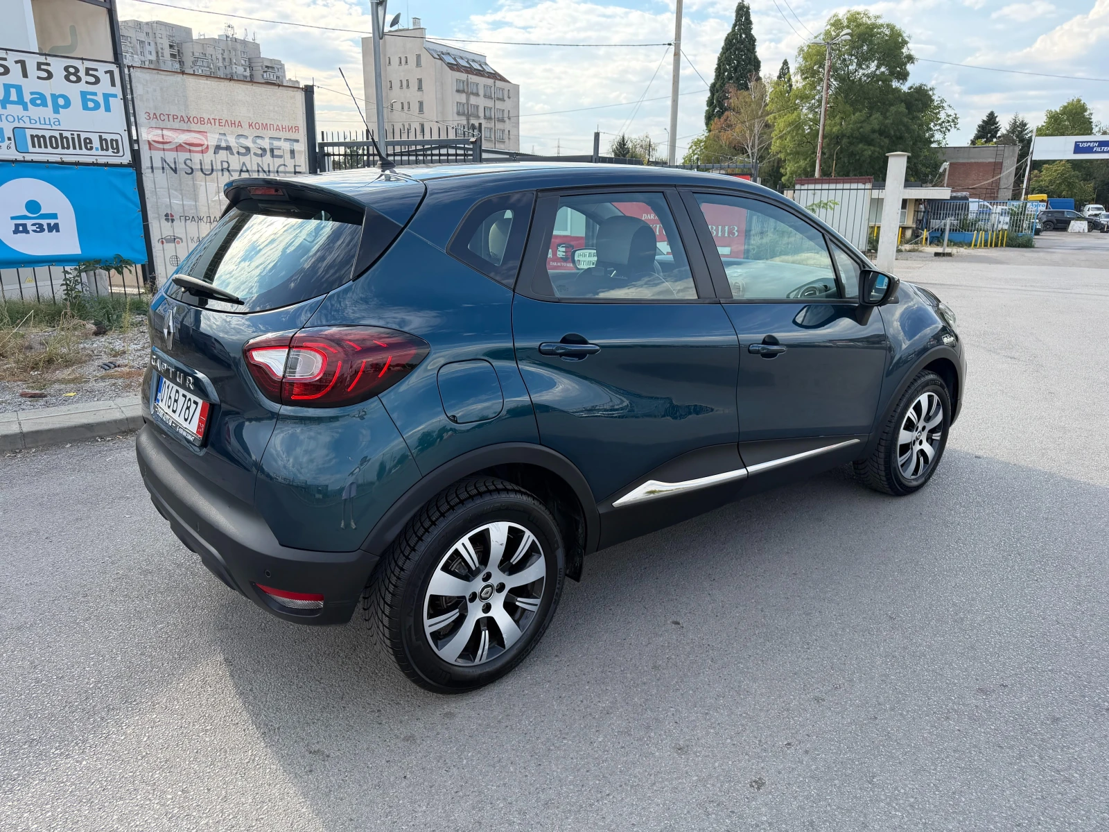 Renault Captur 0.9 TCE FACELIFT НАВИГАЦИЯ ПАРКТРОНИК ТОП , снимка 4 - Автомобили и джипове - 56159548