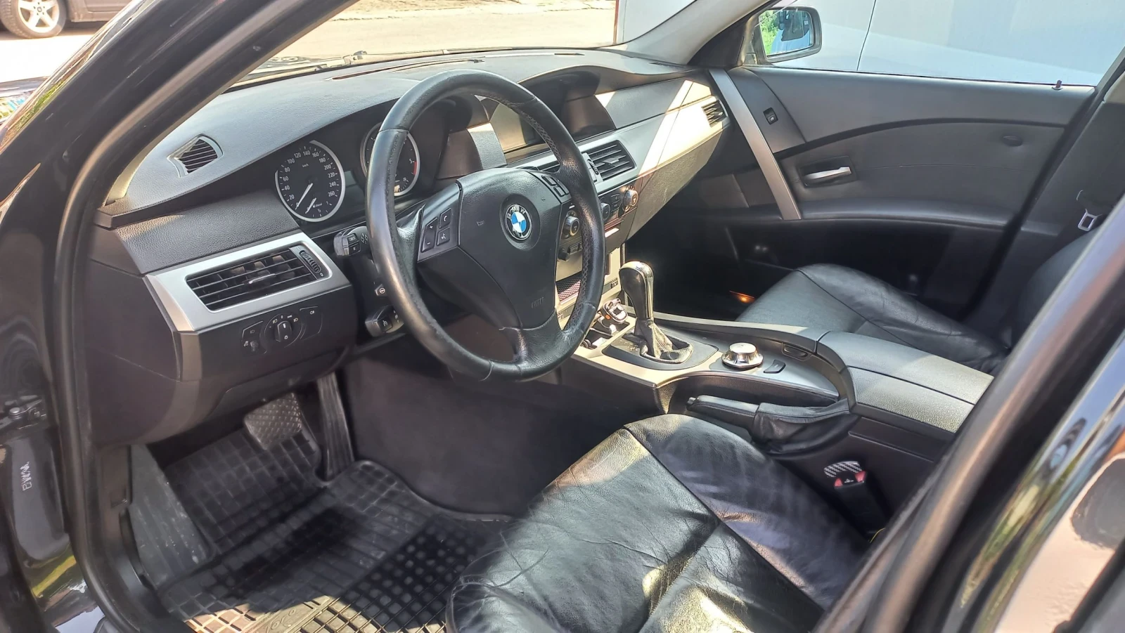 BMW 525 D 177hp Automat Podgrev M pack Panorama, снимка 10 - Автомобили и джипове - 56251761