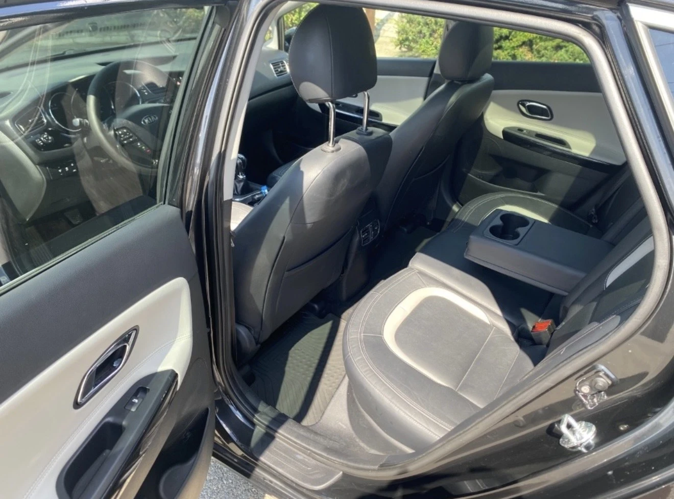 Kia Ceed 1.6 CRDI16V, снимка 9 - Автомобили и джипове - 56268723
