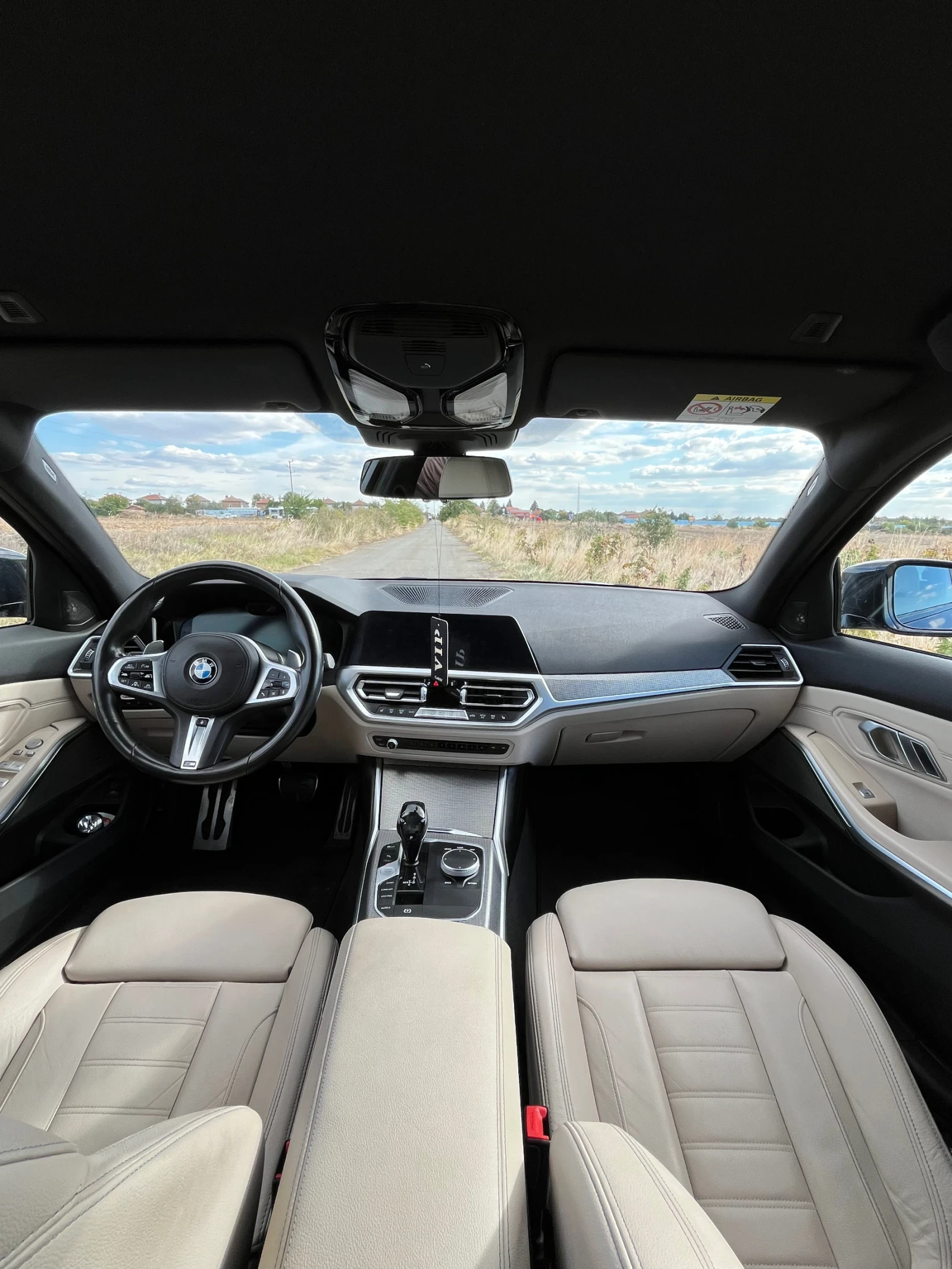 BMW 330 xDrive, снимка 9 - Автомобили и джипове - 56440949