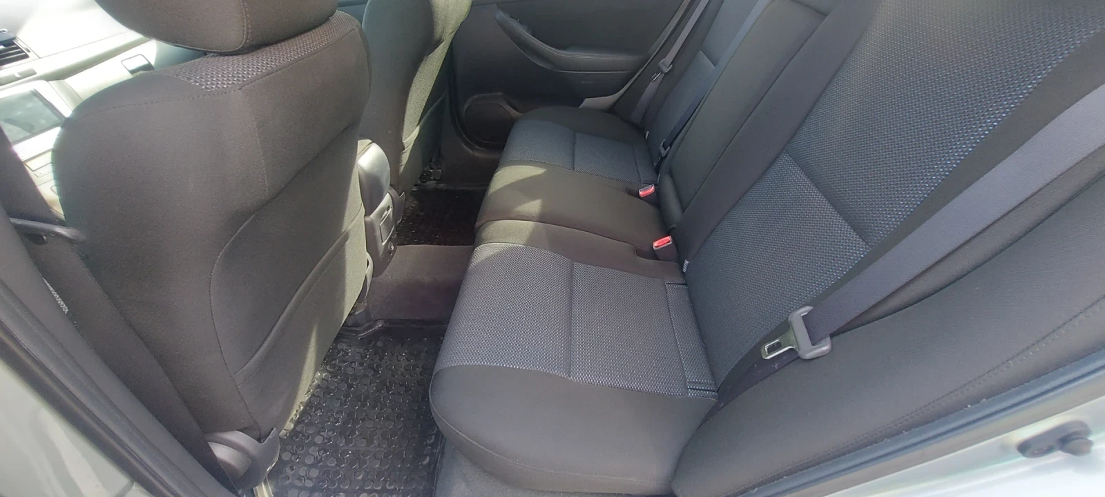 Toyota Avensis 1.8 | Mobile.bg � ����������� 10