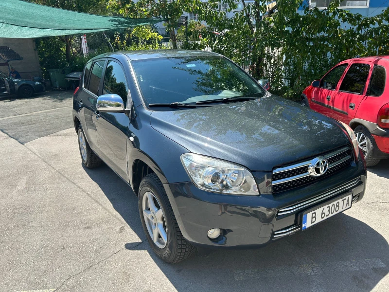 Toyota Rav4 2.2 D4D 136 кс., снимка 7 - Автомобили и джипове - 48657098