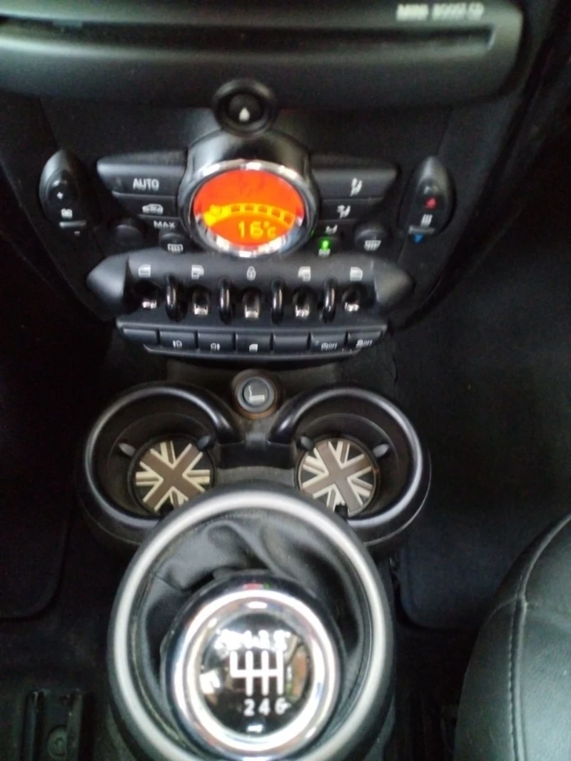 Mini Countryman ALL4  S, снимка 11 - Автомобили и джипове - 51669247